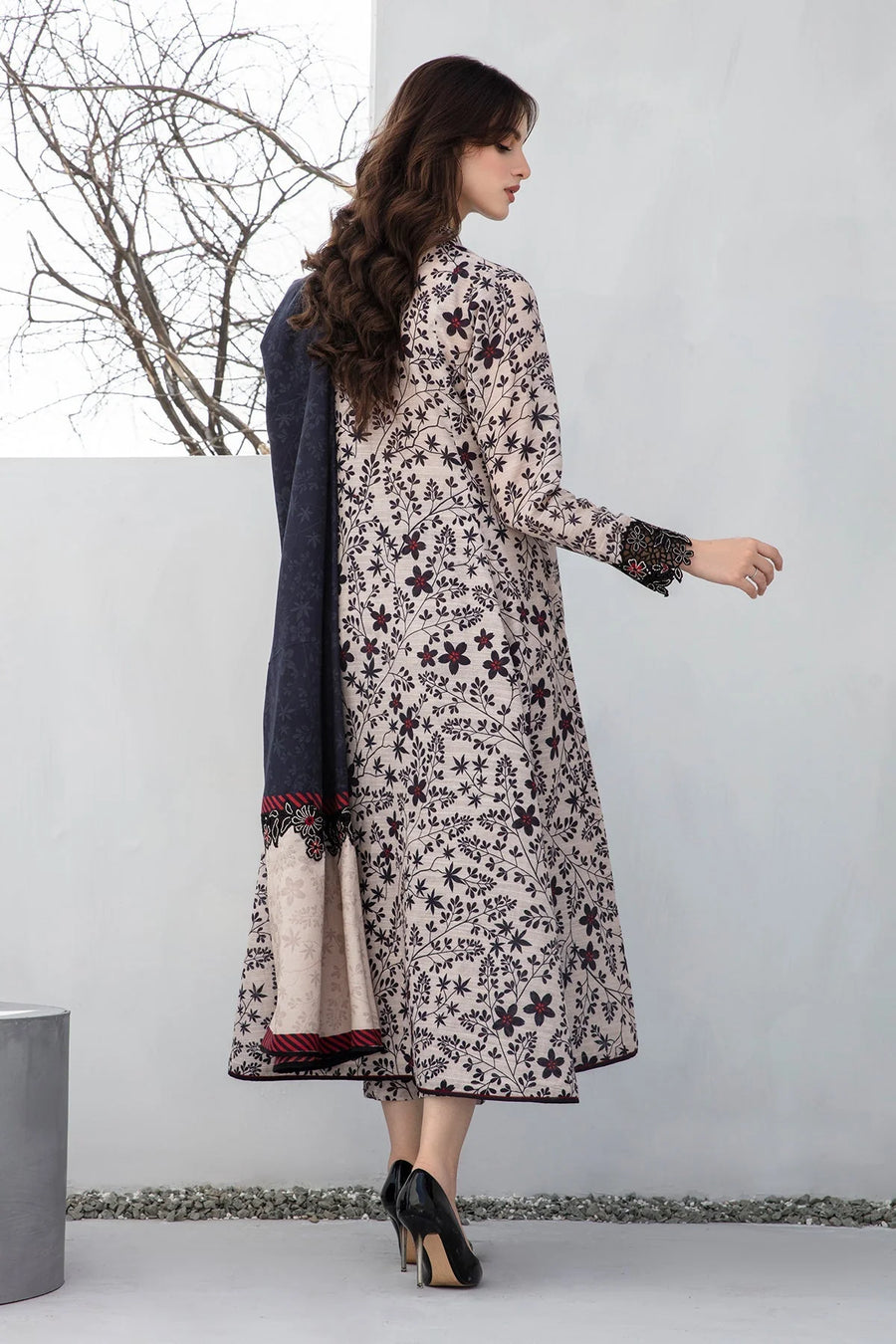 Barouqe 3pc Casual Winter Collection AZ2064